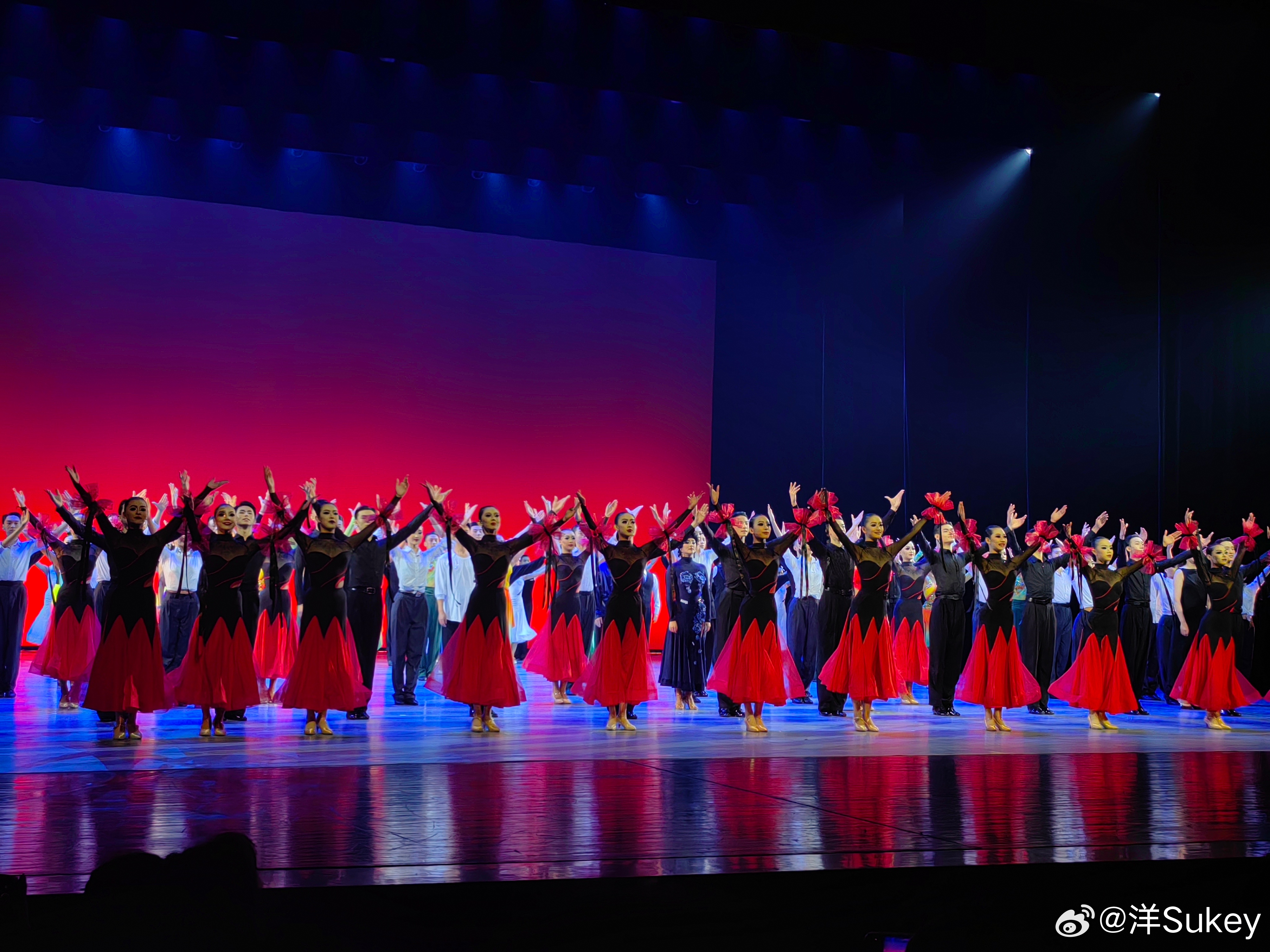 北舞70周年校庆视频，时光流转，舞动梦想，北舞70周年校庆庆典视频，时光流转，梦想舞动
