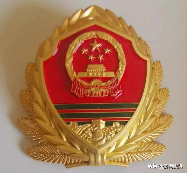 武警部队服装演变过程，历史的见证与时代的印记，武警部队服装演变，历史的见证与时代印记的巡礼