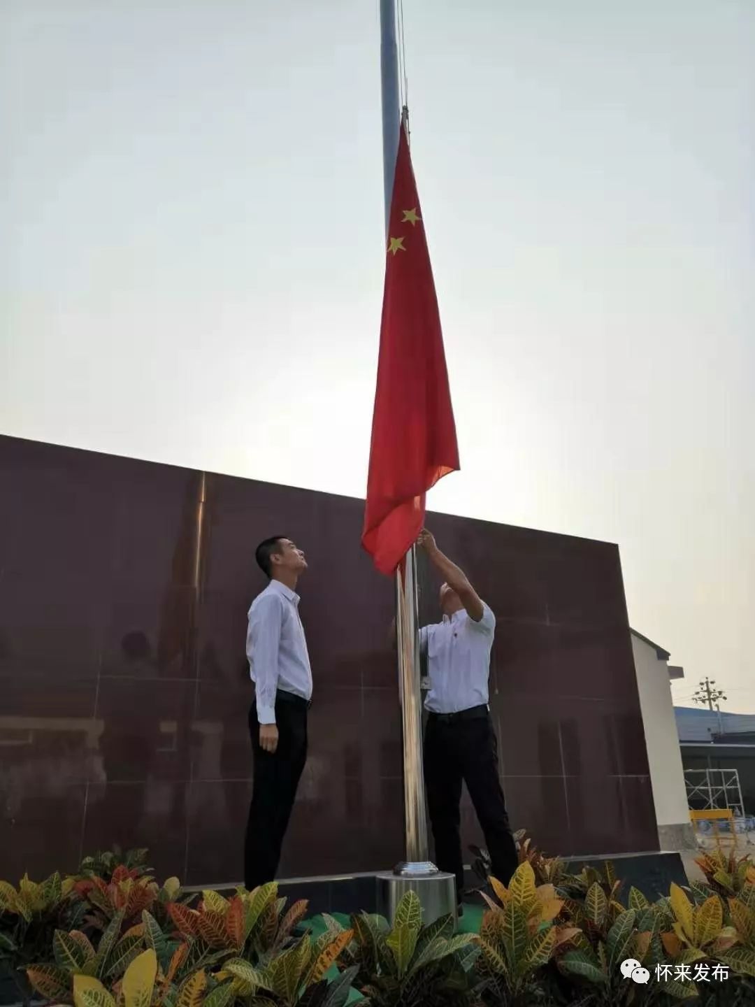 荣耀时刻，2009国庆阅兵升国旗的庄严仪式，荣耀时刻，国庆阅兵升国旗庄严仪式回顾