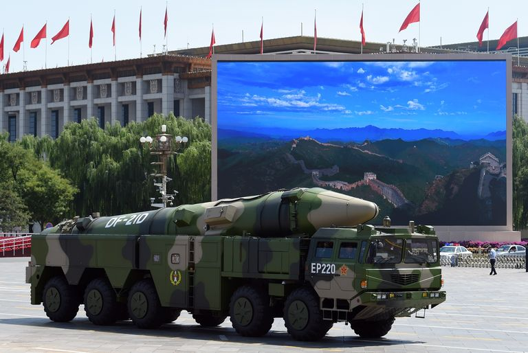东风21反航母导弹，中国国防力量的坚实支柱，东风21反航母导弹，中国国防力量的核心支柱