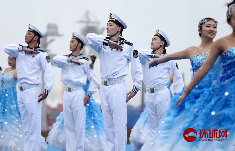 中国海军70周年军乐——荣耀与力量的交响曲，中国海军70周年军乐盛典，荣耀与力量的交响