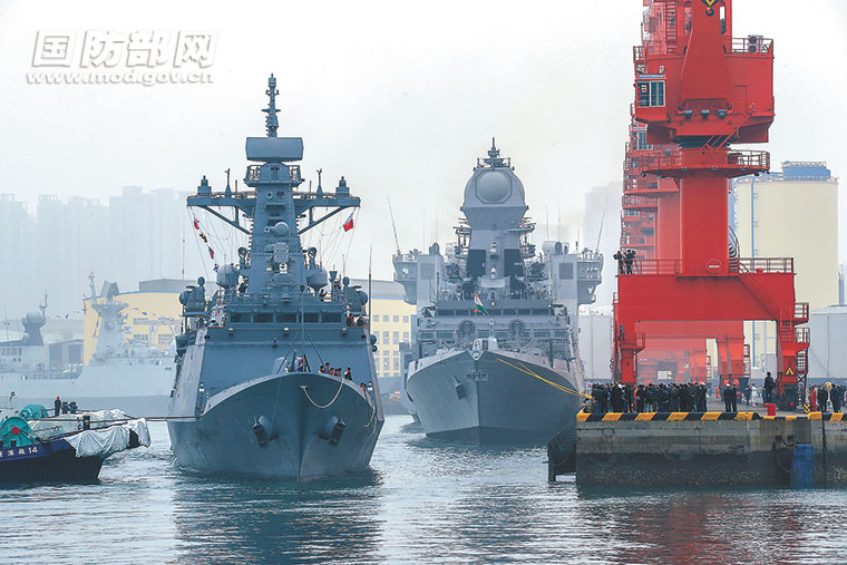 海军70周年阅兵式外国舰艇，国际视野下的海上力量展示，海军70周年阅兵外国舰艇亮相，国际视角下的海上力量盛大展示