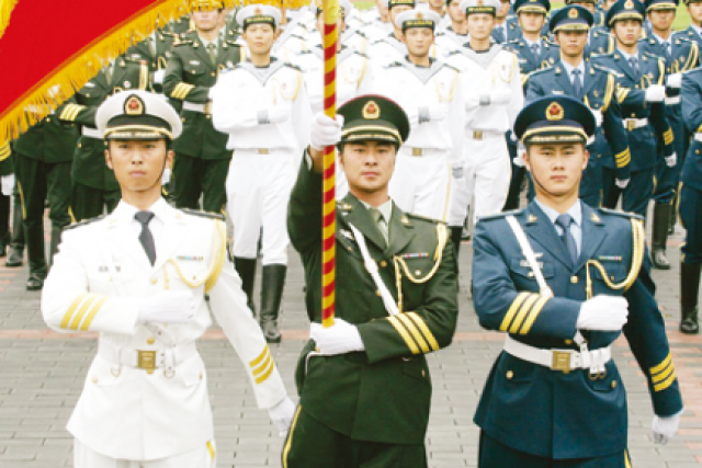 中国人民解放军军种服装，荣耀与力量的象征，中国人民解放军军种服装，荣耀与力量的标志