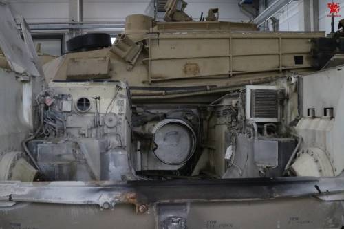 M1A2艾布拉姆斯燃气轮机，技术巨擘与军事力量的核心，M1A2艾布拉姆斯燃气轮机，技术巨擘驱动军事力量核心