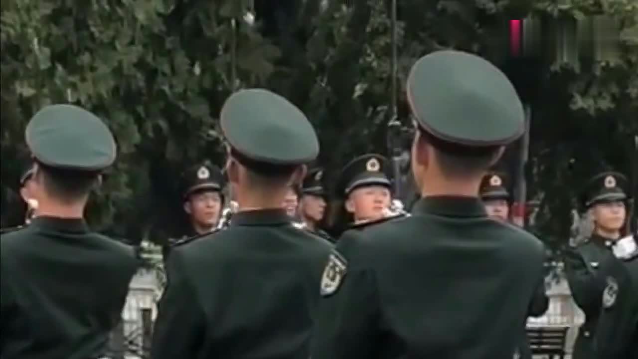 三军仪仗队敬礼高清横屏视频，展现荣耀与威严，三军仪仗队敬礼视频，荣耀与威严的展现