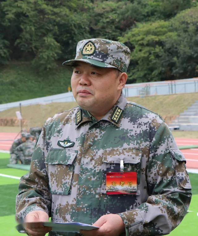 集团军最高长官，职责、角色与领导力，集团军最高长官，职责、角色与领导力的核心体现