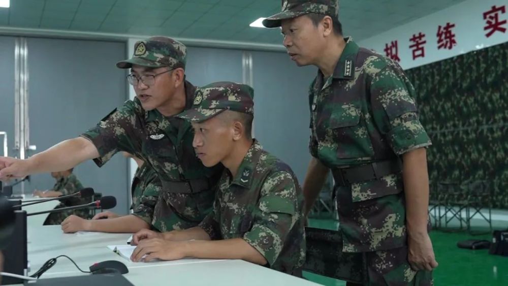 周勇坤，一位引领时代的杰出人物，周勇坤，时代引领者的杰出风采