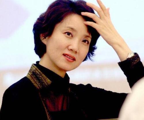 中央军事频道女主持人被间谍风波揭秘，中央军事频道女主持人卷入间谍风波揭秘真相