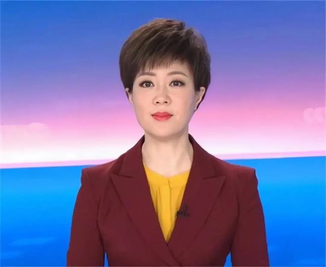 王月，军事报道中的璀璨星辰，王月，军事报道中的闪耀之星