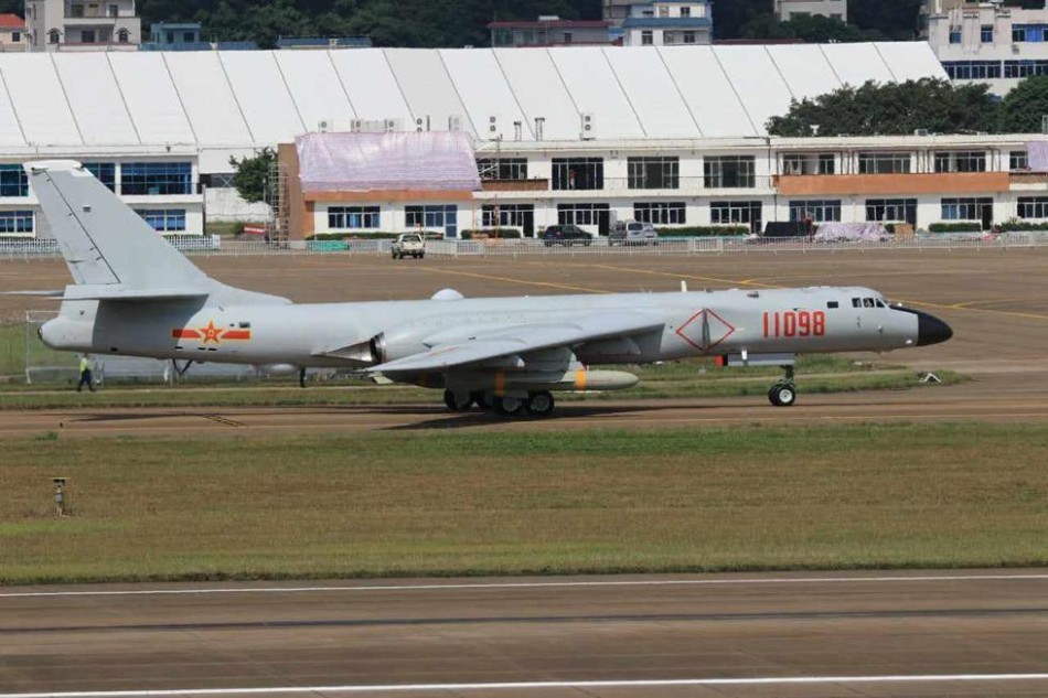 探索未来航空先锋，轰-6G驾驶舱，轰-6G驾驶舱，未来航空先锋的探索之旅