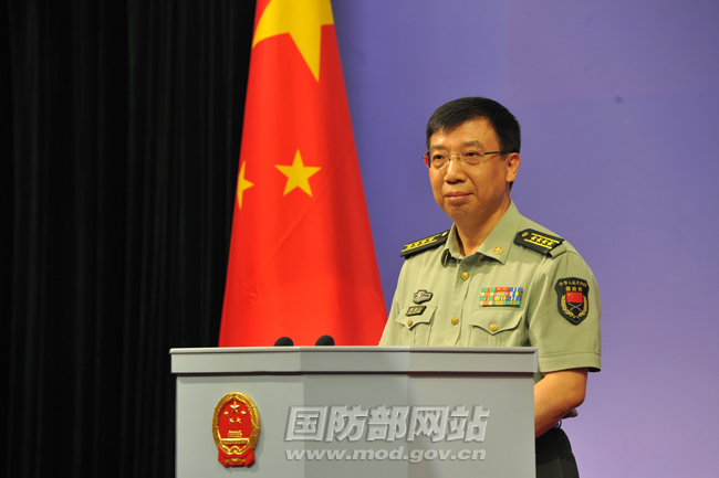 国防部的新闻发言人——耿谈风采与时代担当，国防部新闻发言人耿谈风采展现时代担当
