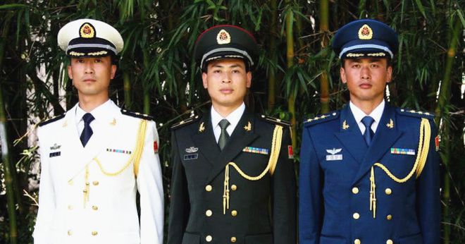 陆军07式军装，新时代军容的象征与荣耀，陆军07式军装，新时代军容的象征与辉煌荣耀