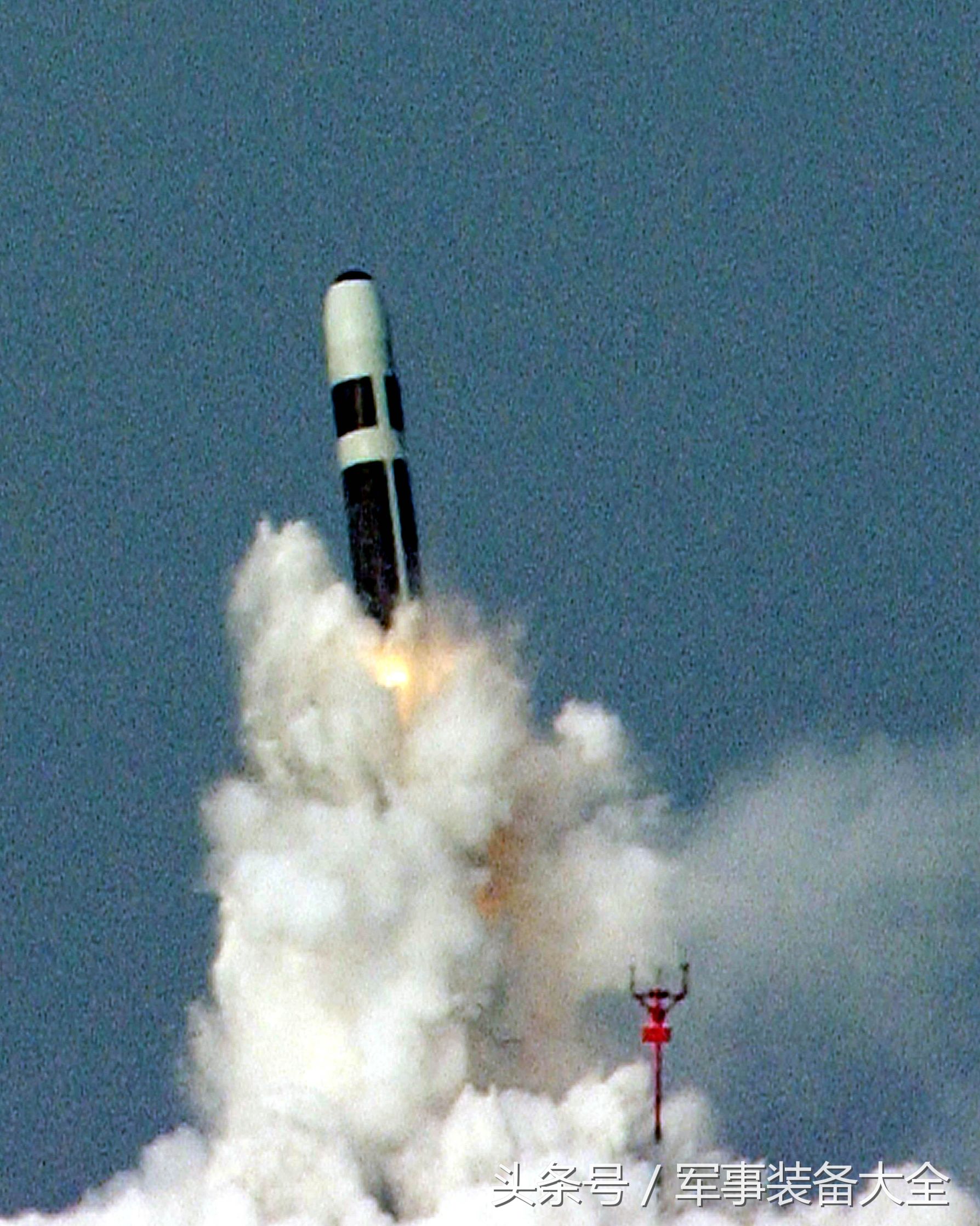 三叉戟导弹的发明历程及其深远影响，三叉戟导弹的发明历程与深远影响探究