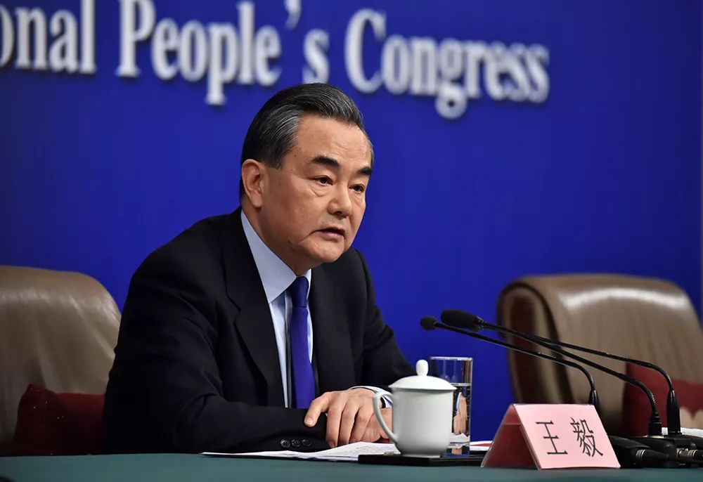 现任外交部部长是王毅。，王毅担任外交部部长
