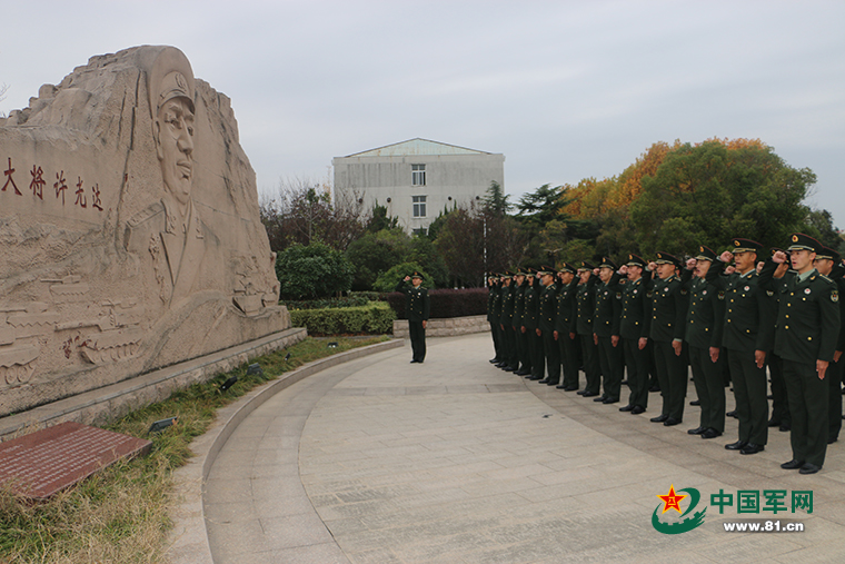 中国陆军装甲兵学院的辉煌历程与未来展望，中国陆军装甲兵学院，辉煌历程与未来展望