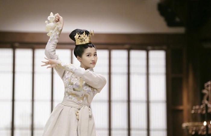 中国女兵施黛与越南兵的小说故事，中国女兵施黛与越南兵的铁血柔情故事
