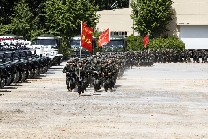 武警北京总队一支队长，守护首都安全的坚强卫士，武警北京总队一支队长，首都安全的坚强卫士守护者