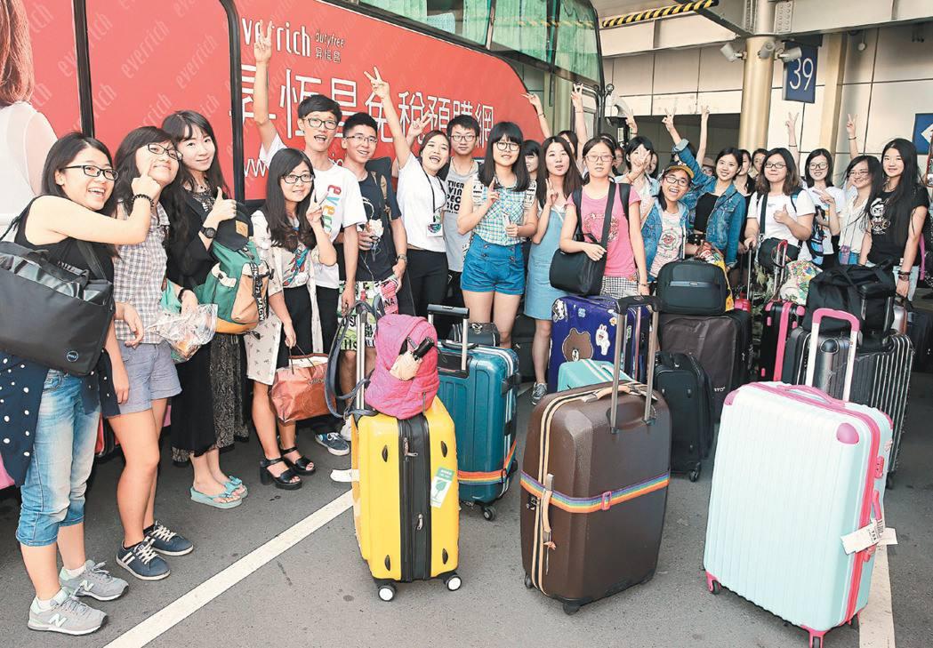 台湾禁止入境，背后的原因与影响分析，台湾入境禁令背后的原因及其影响解析