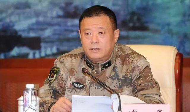 总参谋长的名字与军事力量的核心力量——当下军事领导者的角色与责任，总参谋长与军事力量核心，当下军事领导者的角色与责任探究
