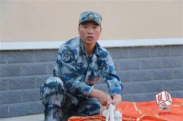 空降兵第十五军现任领导及部队概况，空降兵第十五军现任领导及部队概览