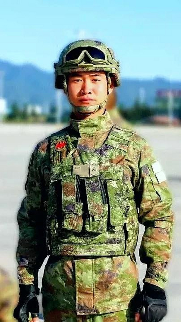 星空迷彩作训服与百度百科，探索军事服饰与知识的交汇点，军事服饰与知识的交汇点，星空迷彩作训服与百度百科的探索