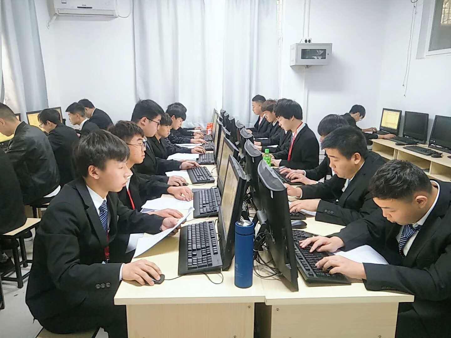 中国海军成立70周年发布会，回顾辉煌历程，展望未来蓝图，中国海军70周年发布会，回顾辉煌历程，展望未来发展蓝图