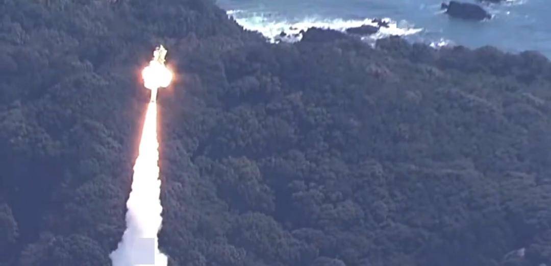 火箭发射爆炸的视频，探索宇宙的惊险瞬间，火箭发射爆炸瞬间，宇宙探险的惊险之旅