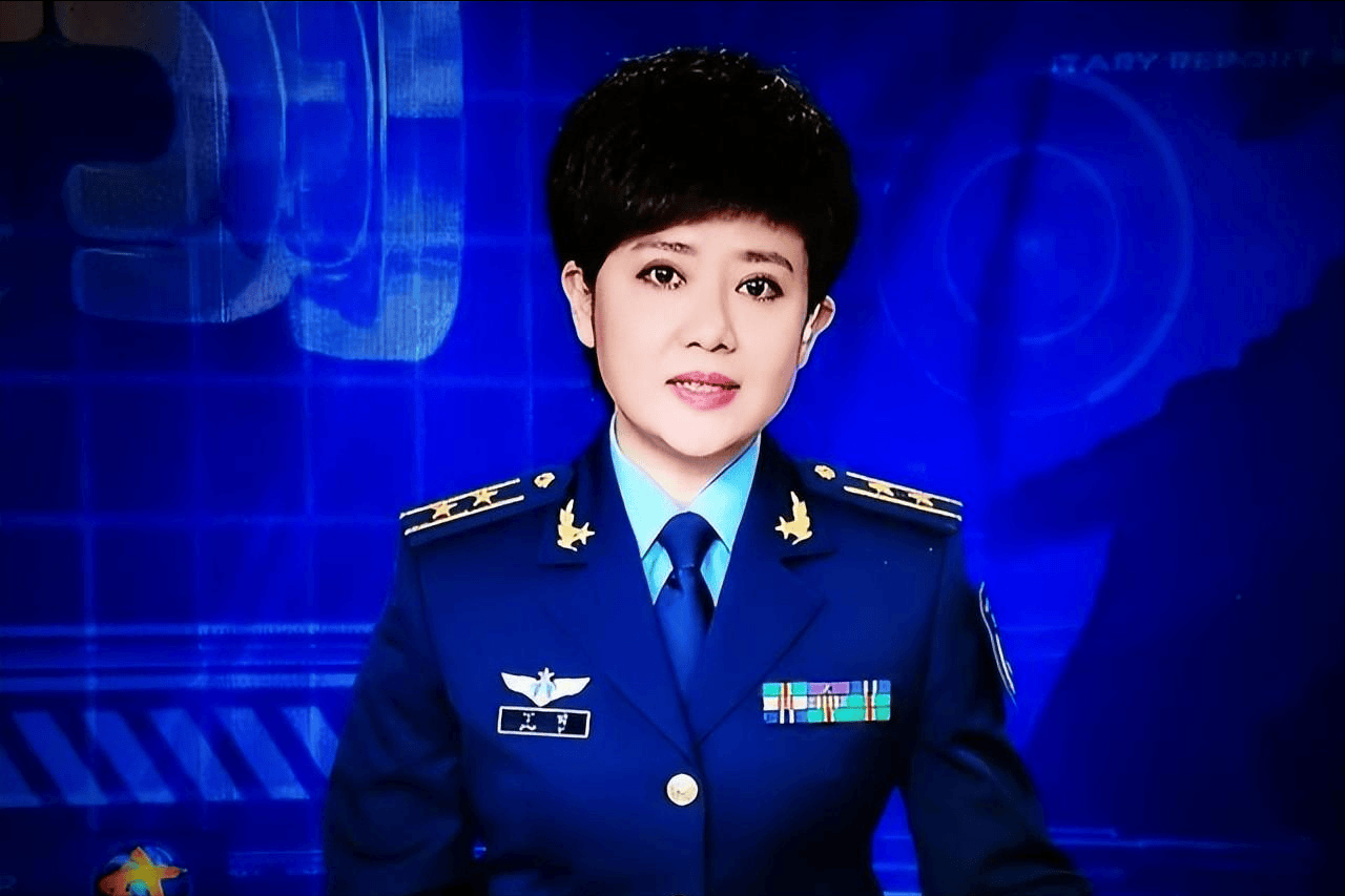 中央军事频道女主持，闪耀荧屏的巾帼英雄，中央军事频道女主持，荧屏上的巾帼英雄风采