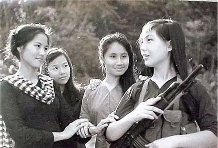 中国女兵在越南死亡，一段悲壮的历史记忆，中国女兵在越南的牺牲，悲壮的历史回忆