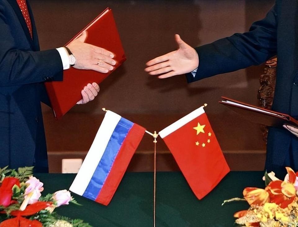 中俄关系走向破裂，事实与观点的分析，中俄关系走向深度解析，事实与观点的分析