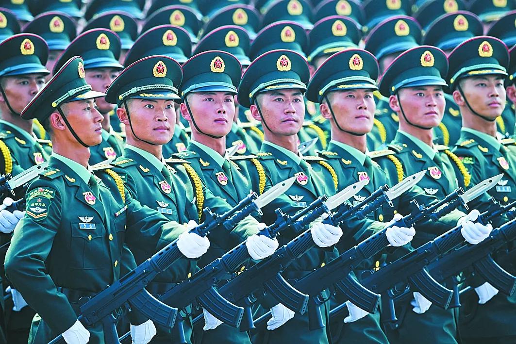 阅兵方阵大约有多少人？揭秘阅兵式的规模与细节，揭秘阅兵式规模与细节，阅兵方阵人数解析