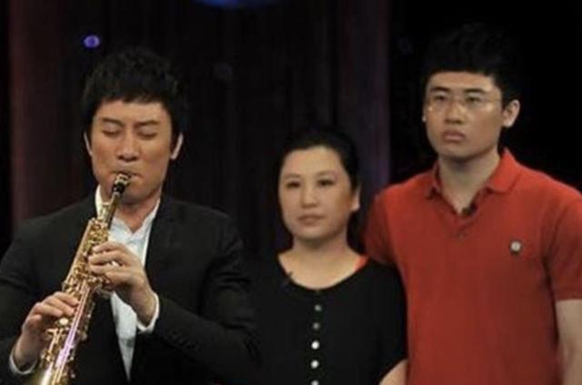 丁晓逵的老婆，揭秘一个平凡而温馨的家庭故事，丁晓逵的伴侣与家庭，平凡中的温馨故事