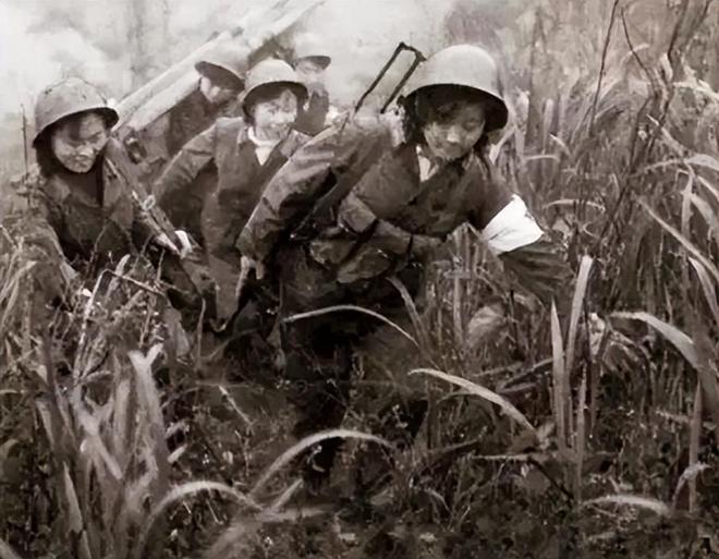关于越南与中国女兵之间的误解与澄清，越南与中国女兵之间的误解与真相揭秘