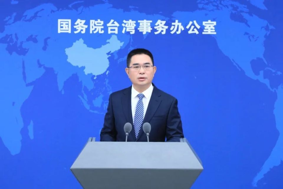 军事评论员杜文龙，龙的传人，军事领域的明灯，军事评论员杜文龙，龙的传人，军事领域的明灯之光