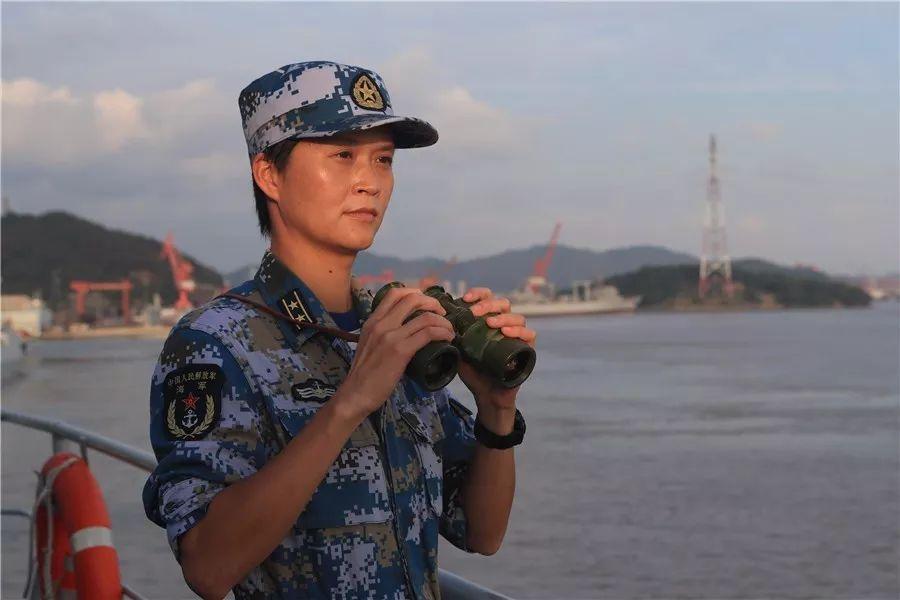 海军学什么专业能升舰长，探索海军职业发展之路，海军职业发展之路，如何成为舰长？探索海军专业选择之路。