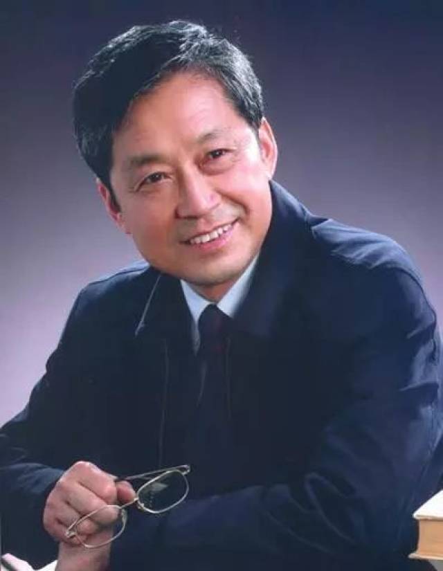 辽宁舰总设计师，引领中国海军走向深蓝，辽宁舰总设计师引领中国海军走向深蓝时代