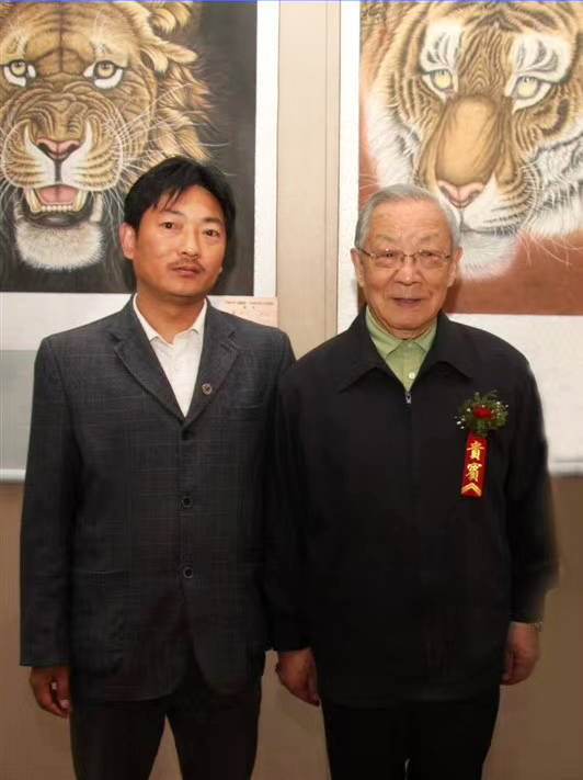 外交部部长李，引领中国走向世界的卓越外交家，外交部部长李，卓越外交家领航中国走向世界