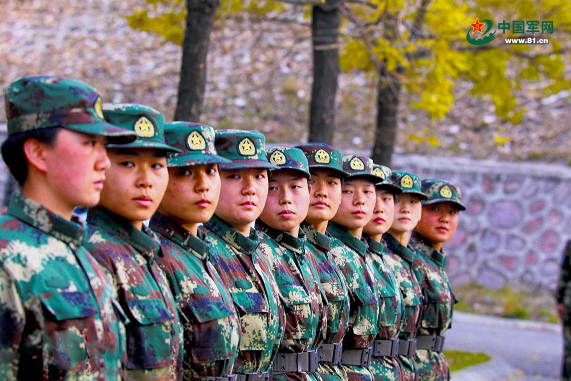 女兵队列表演视频，展现力量与荣耀的篇章，女兵队列表演，力量与荣耀的展现