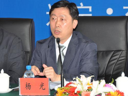 杨光烈的现任职务及其职责，杨光烈的现任职务与职责概述