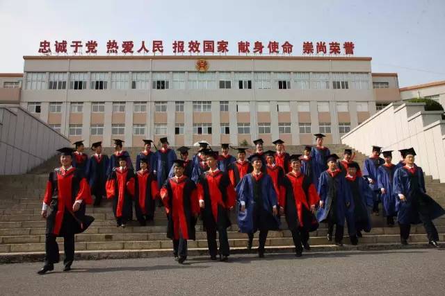 大连航艇学院，培养航海精英的摇篮，大连航艇学院，航海精英的培育摇篮