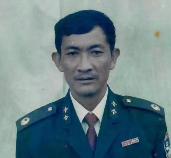 丁晓兵没有右手那张照片儿，超越极限的人生力量，丁晓兵，超越极限的人生力量——无右手的照片背后的故事