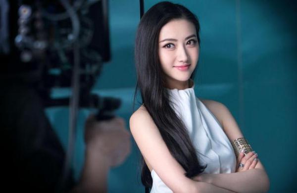 杨欢世界新闻报，报道全球动态，传递时代声音，杨欢世界新闻报，全球动态报道，传递时代之声