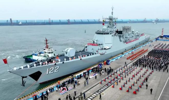 中国海军舰艇与沙特的合作，131舰的跨洋友谊之旅，中国海军舰艇与沙特合作，跨洋友谊之旅启航，见证友谊之舟的131舰风采