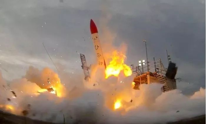 火箭爆炸了怎么办，应急处理与后续措施，火箭爆炸应急处理与后续措施指南