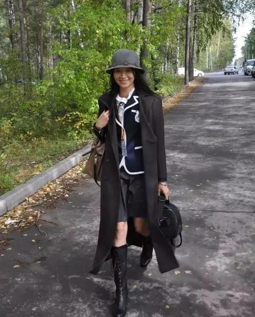 广西舰长韦慧晓，时代的领航者，广西舰长韦慧晓，时代领航先锋