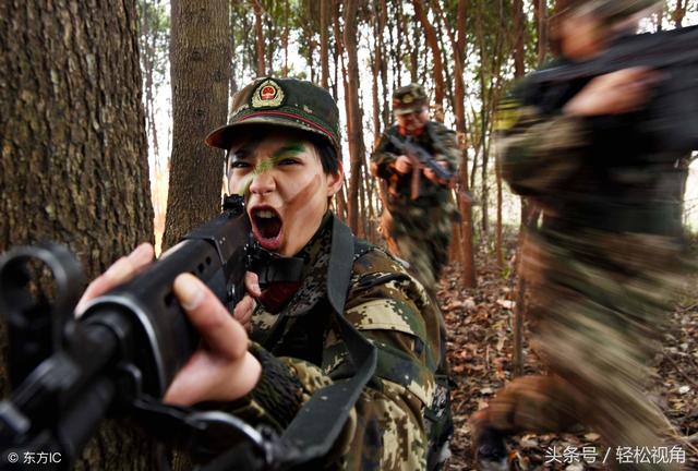 中国女兵，全世界最美最漂亮的风景线，中国女兵，全球最美的风景线