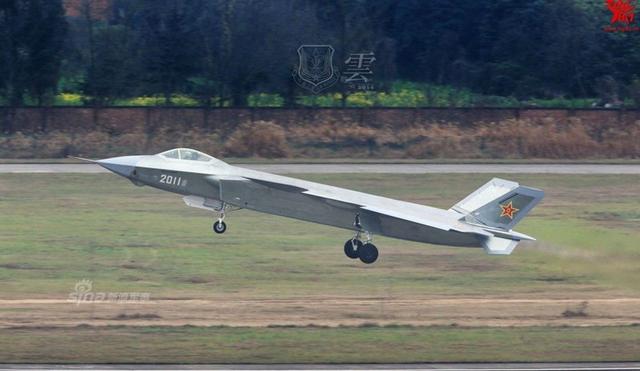 歼八一，中国空军的重要里程碑，歼八一，中国空军的重要里程碑事件