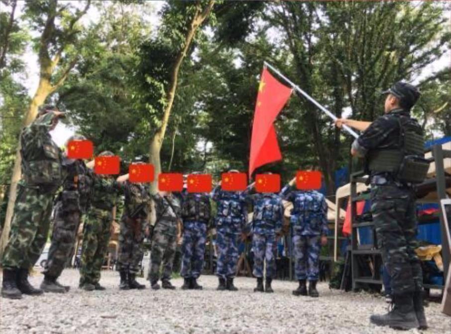 解放军的迷彩服，多样性与实用性，解放军迷彩服，多样性与实用性的完美结合