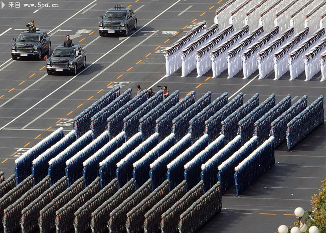 阅兵方阵类型，历史、文化与力量的展现，阅兵方阵，历史、文化与力量的综合展现