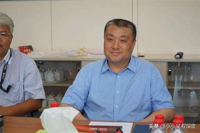 房兵讲军事视频，深度解析军事领域，引领国防意识新潮流，房兵深度解析军事领域，引领国防意识新潮流，国防军事专家房兵视频分享